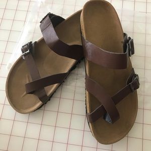 CRISSCROSS TRIPLE STRAP SANDALS w/ SOFT CORK SOLES